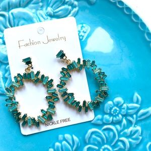 ❤️ Green Rhinestone crystal Statement Earring